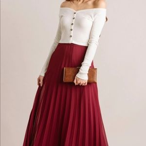 SIMONE PLEATED MAXI SKIRT - XS - NWT